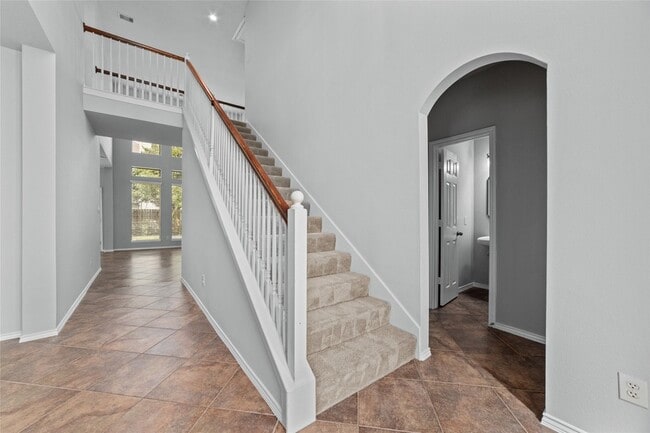 Building Photo - 13018 Orchard Green Dr