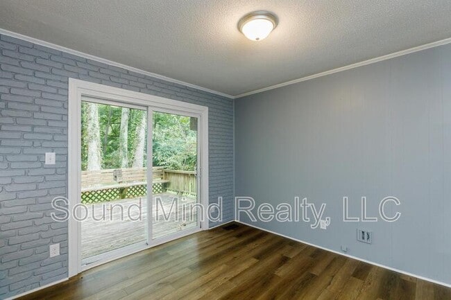 Building Photo - 1009 Springview Trail