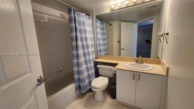 Building Photo - 2351 Douglas Rd