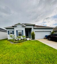 Building Photo - 948 Alminar Ave SE