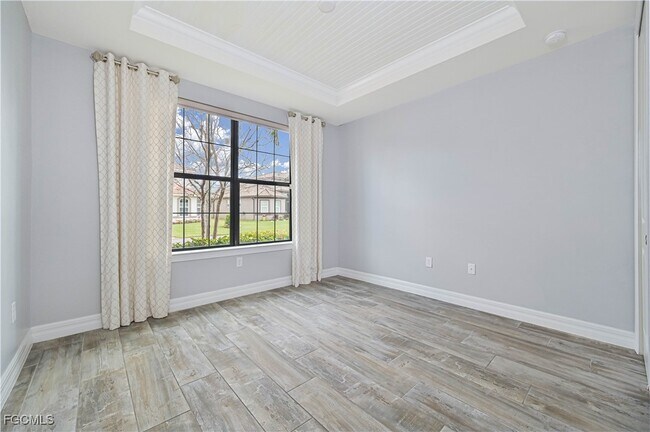 Building Photo - 14589 Laguna Dr