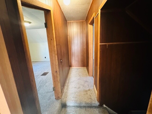 Hallway - 619 N Lehigh Ave