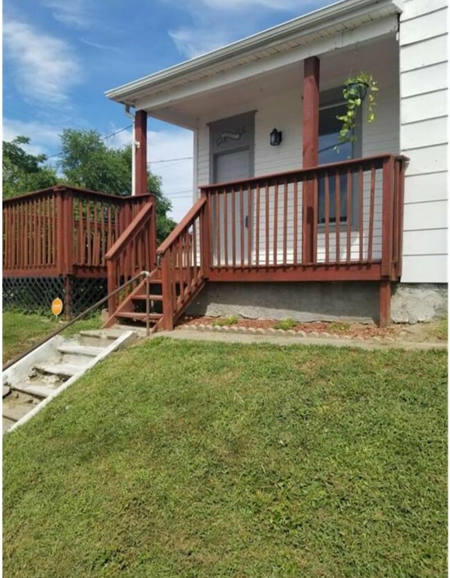 Building Photo - 2001 Mitchell Ave