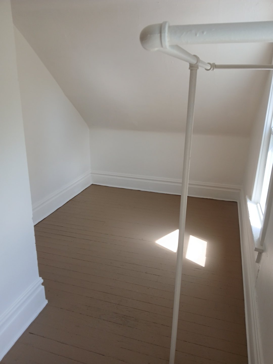 Building Photo - 106 Charles St