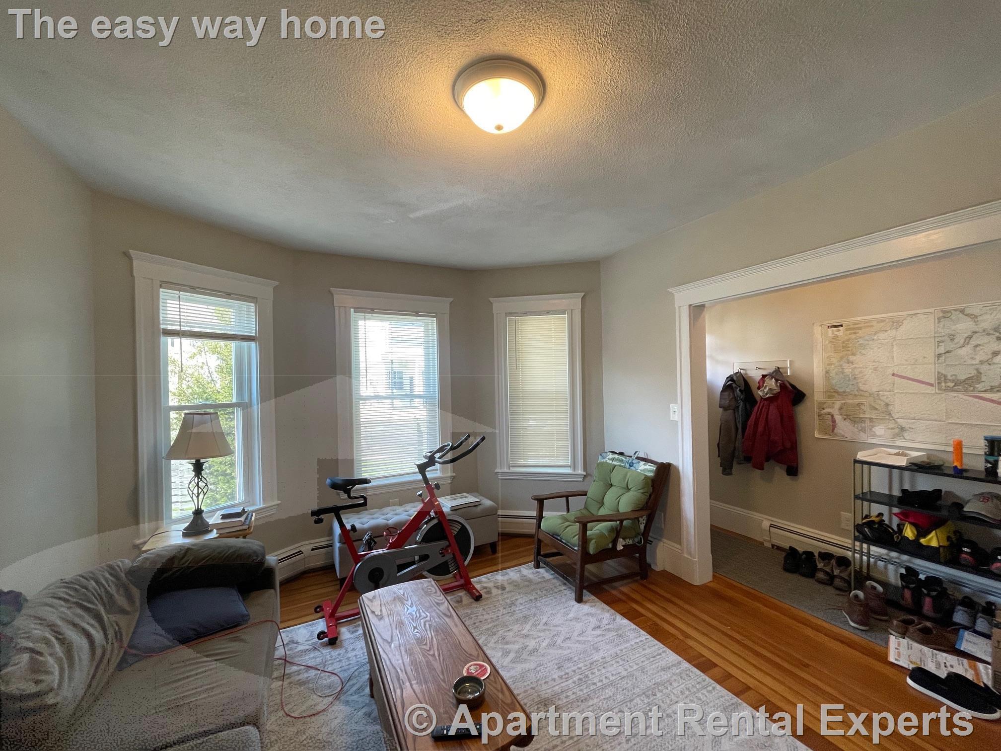 Building Photo - 17 Belmont Sq