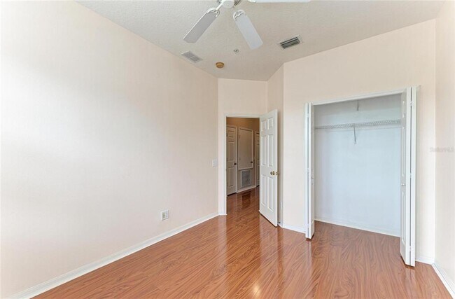Building Photo - 3931 Yellowstone Cir