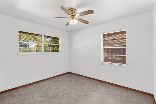 Building Photo - 241 W Rittenhouse St