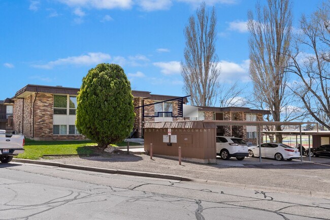 Building Photo - 350 E 4850 S