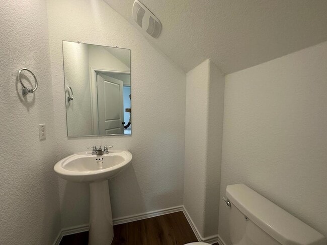 Building Photo - 312 Sonterra Dr
