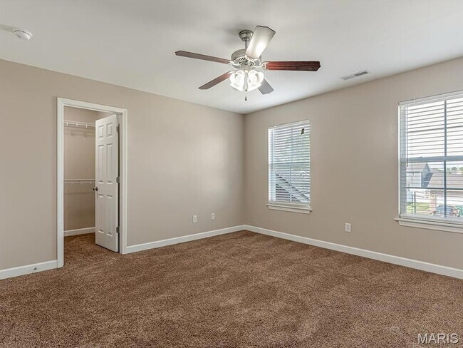 Building Photo - 7010 Monaco Dr