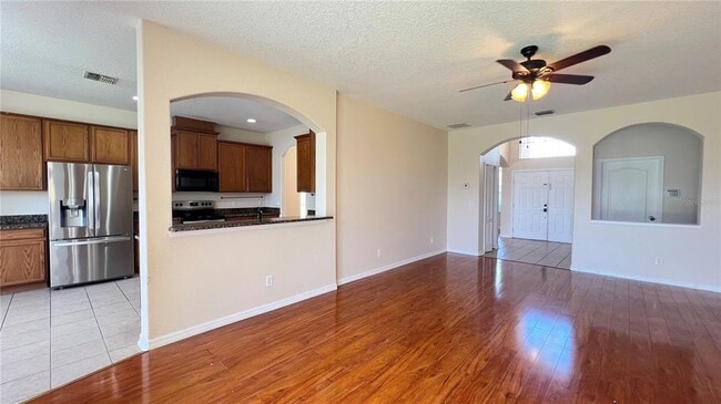 Building Photo - 806 Lost Grove Cir