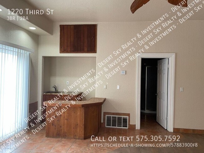 Building Photo - 1220 Third St-