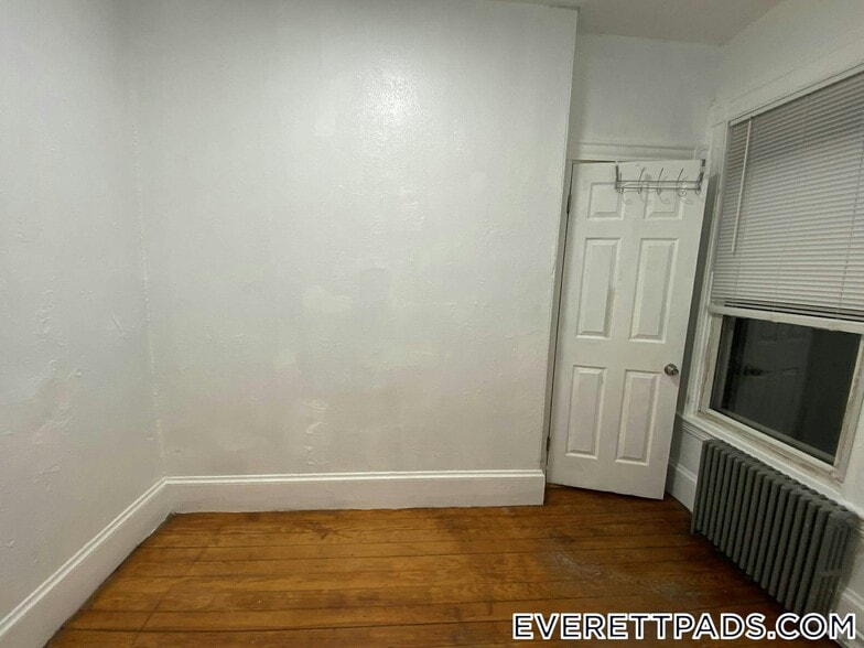 Building Photo - 71-73 School St.