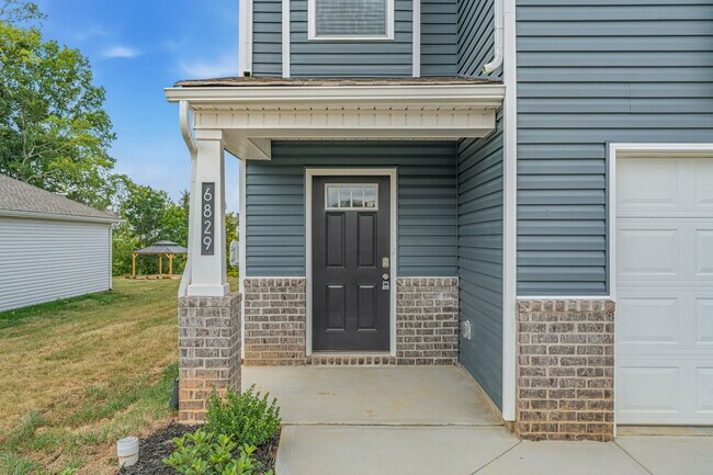 Building Photo - 6829 Prospect Hl Ln