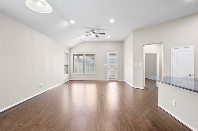 Building Photo - 6530 Bayliss Valley Ln