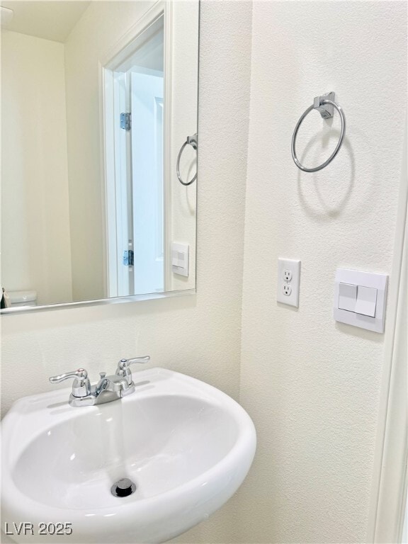 Building Photo - 808 Calm Crystal Ct