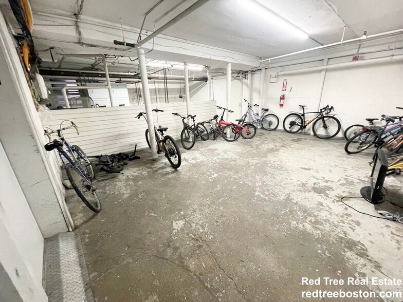 Building Photo - 1254 Commonwealth Ave