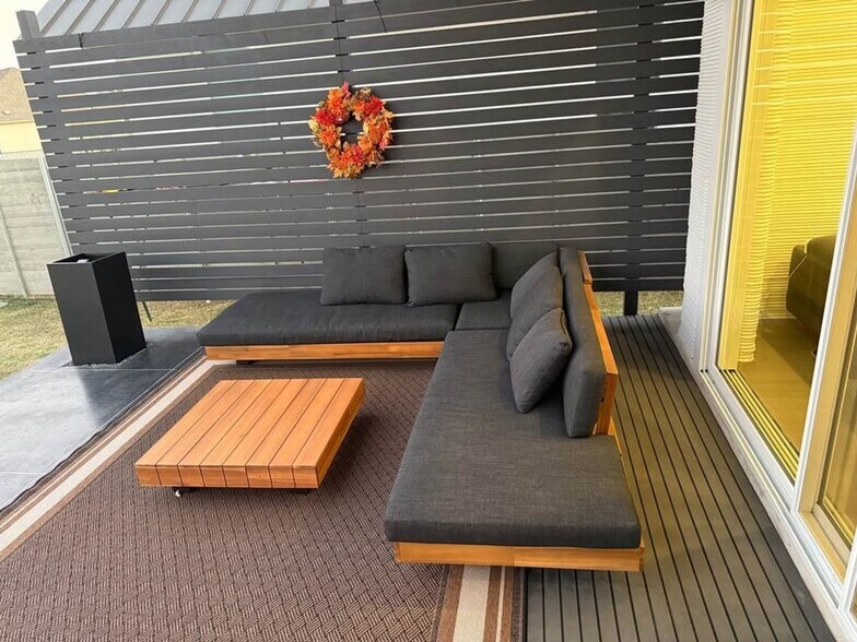 Building Photo - 213 Cherry Ridge Rd