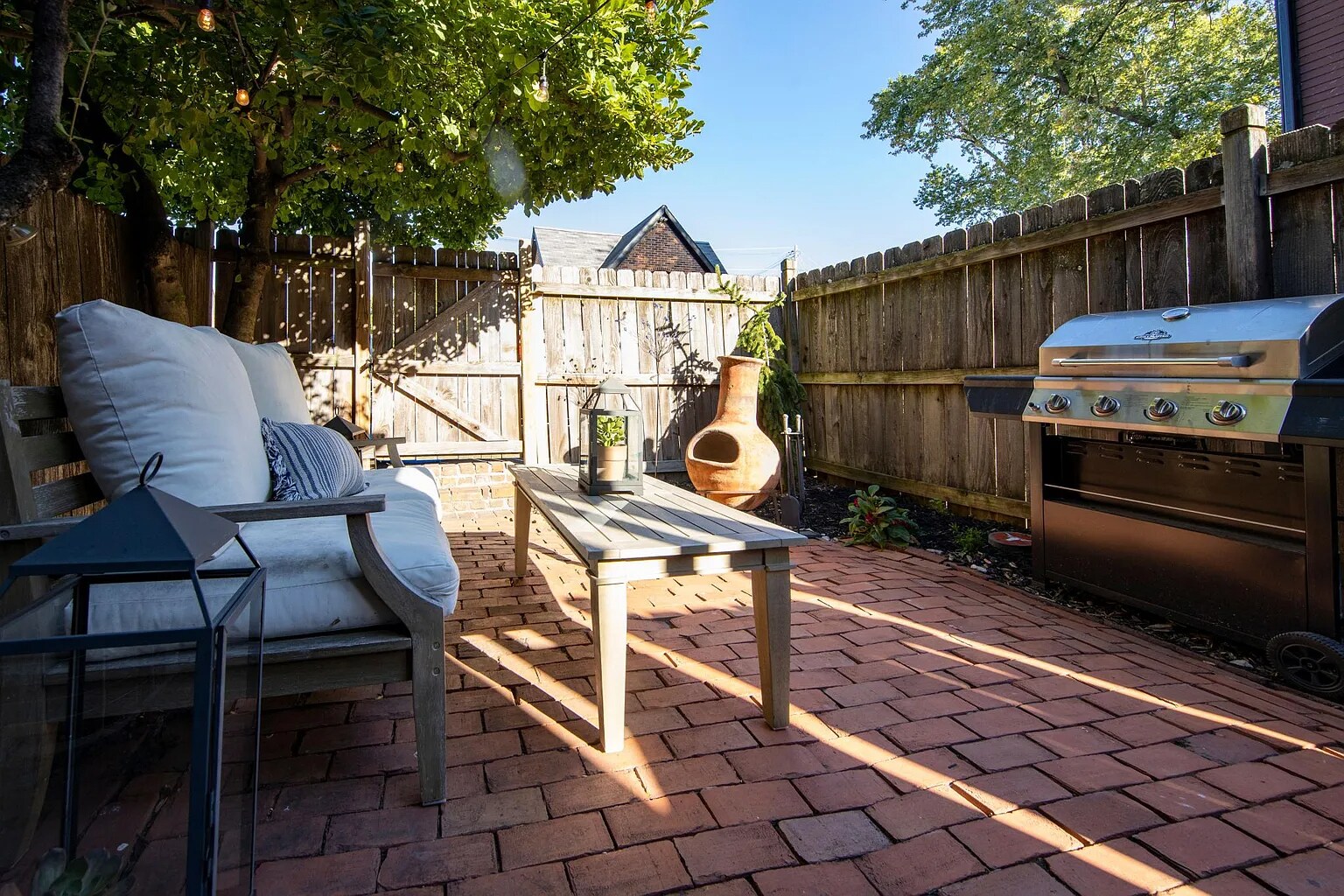 Paver patio - 594 Briggs St