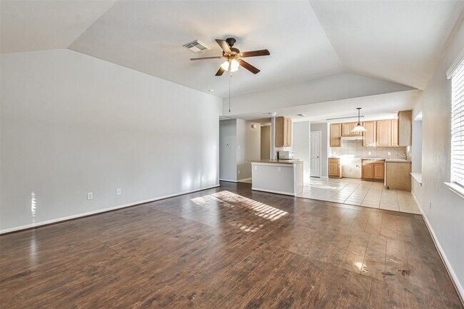Building Photo - 15203 Green Whisper Dr