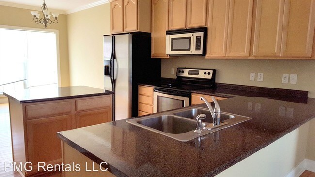 Building Photo - 4988 Burkhalter Rd