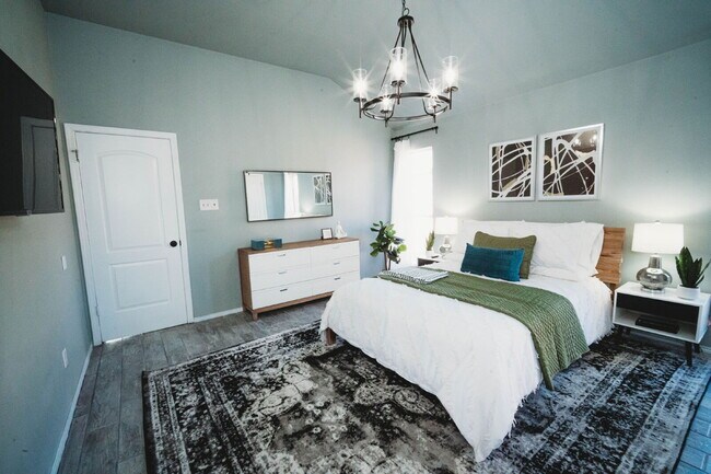 Building Photo - 2607 Rampart Loop