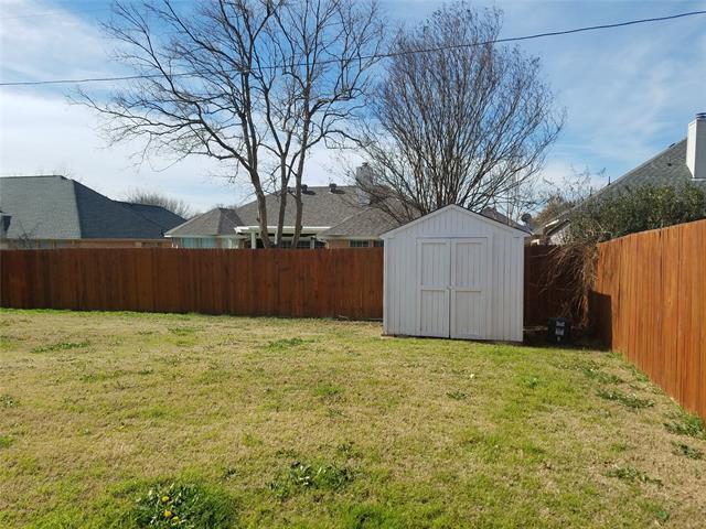Building Photo - 1405 High Crest Dr