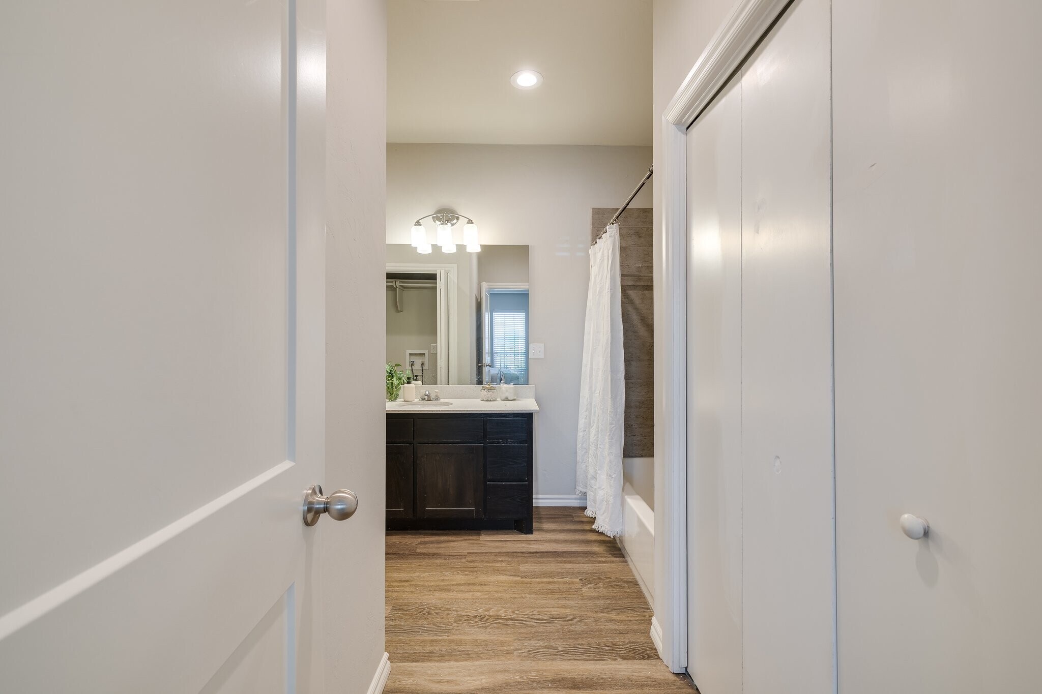 Building Photo - 3720 N Pennsylvania Ave