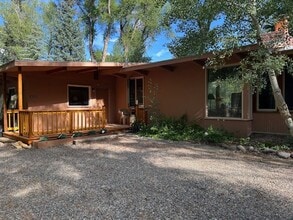Building Photo - 3 Bedroom home on the river