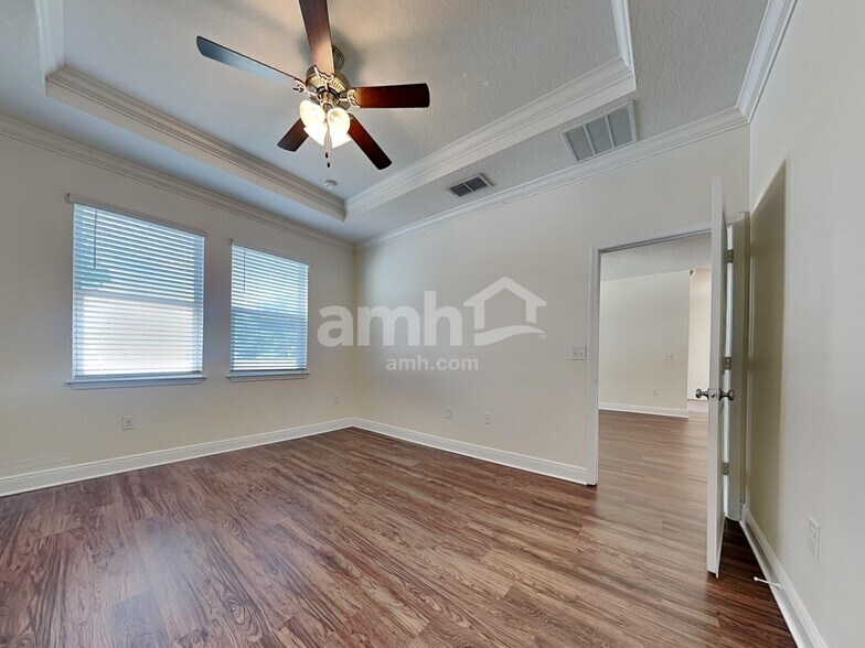 Building Photo - 7918 Stumble Journey Ln