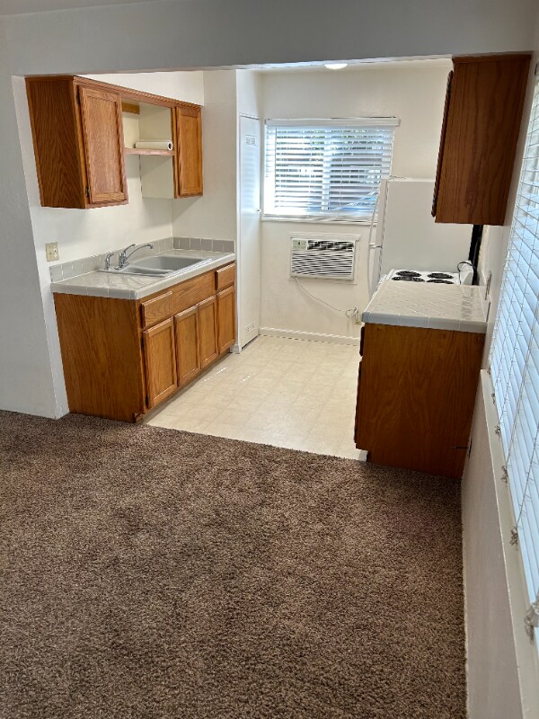 Building Photo - 1311 W 3rd St