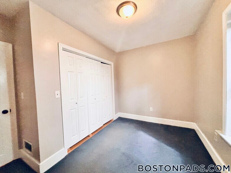 Building Photo - 37 Sheafe St