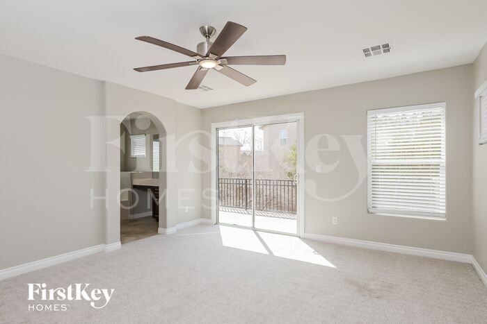 Building Photo - 1109 Aspen Cliff Dr