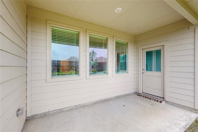 Building Photo - 2130 Clarion Dr