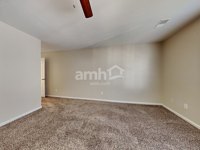 Building Photo - 110 Pristine Ct