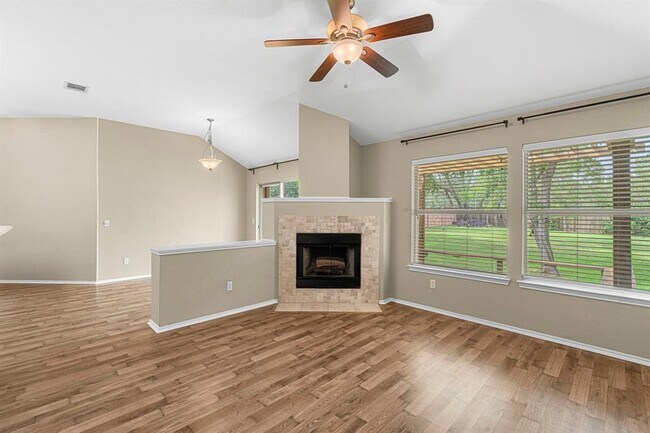 Building Photo - 7172 Ridge Oak Rd