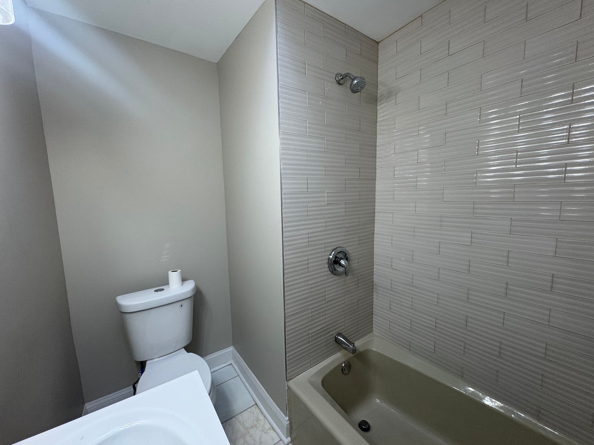 Building Photo - 5948 Malta St