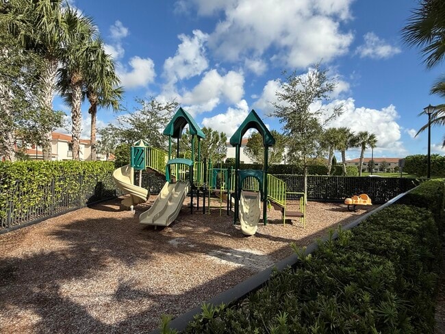 Building Photo - 9932 Brickhill Dr