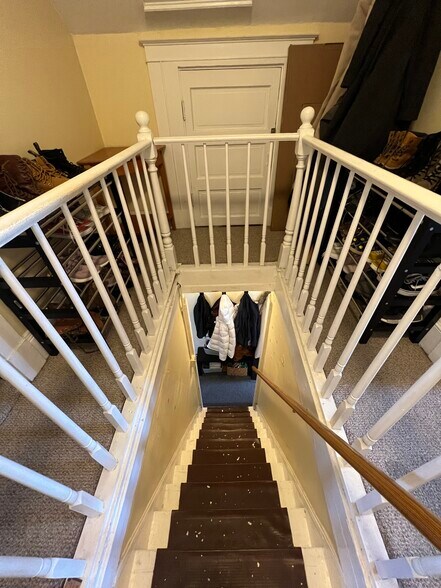 Building Photo - 7 Craigie Ter