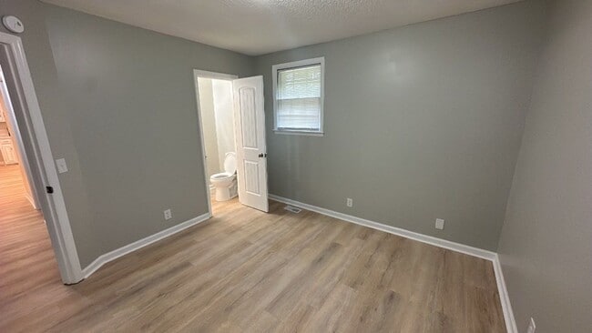 Building Photo - Beautiful, 4 Bedroom, 3 Bath House in Nash...