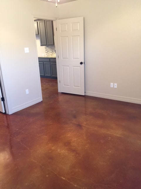 Building Photo - 1106 W 2nd St