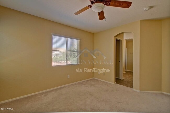 Building Photo - 4725 E Olney Ave