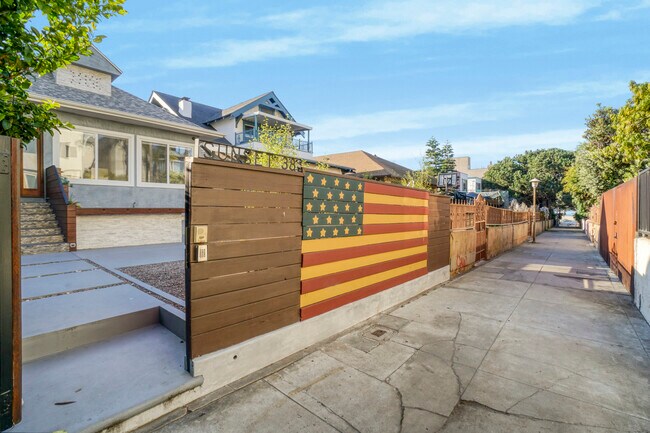 Building Photo - 38 Sunset Ave