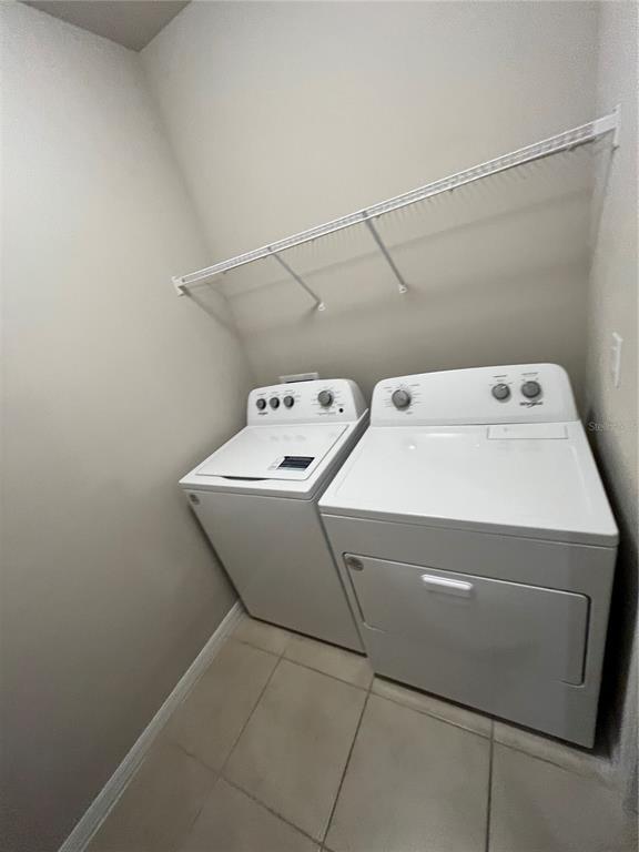 Building Photo - 2215 Yankee Terrace