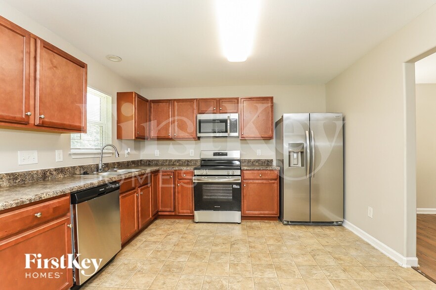 Building Photo - 2322 Deerbrook Forest Ln