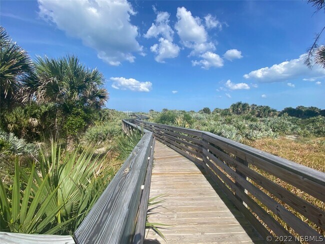 Building Photo - 261 Minorca Beach Way