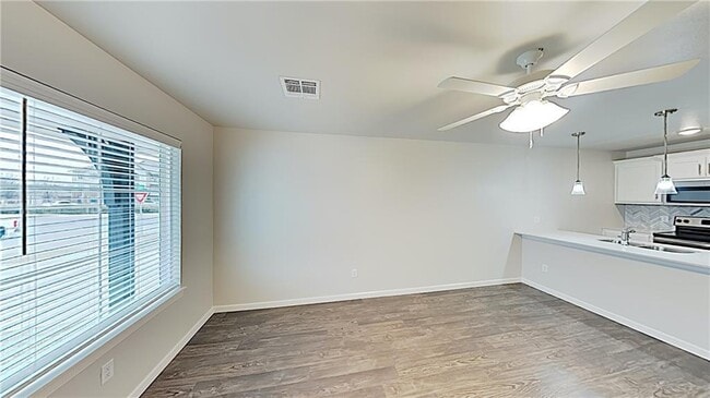 Building Photo - 4902 Avion Ct