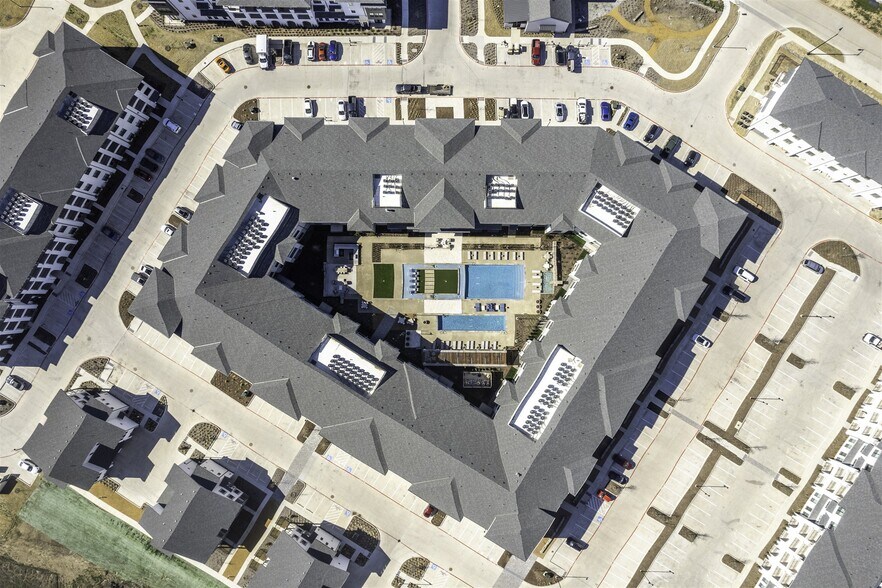 Building Photo - The Parker at Walsh