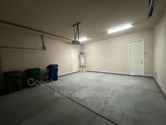 Building Photo - 81682 Avenida Alturas