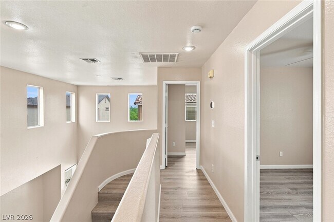 Building Photo - 1915 Sundown Canyon Dr